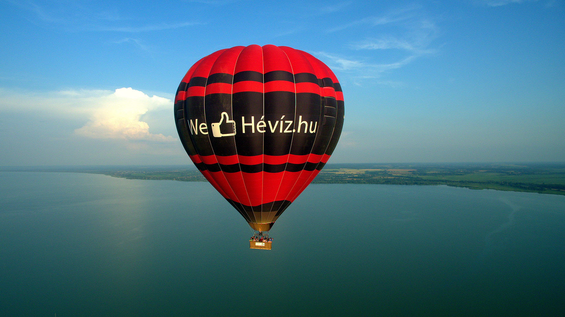 www.balaton-ballooning.com